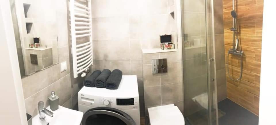 Apartament Konin Prestige Apartment ภายนอก รูปภาพ